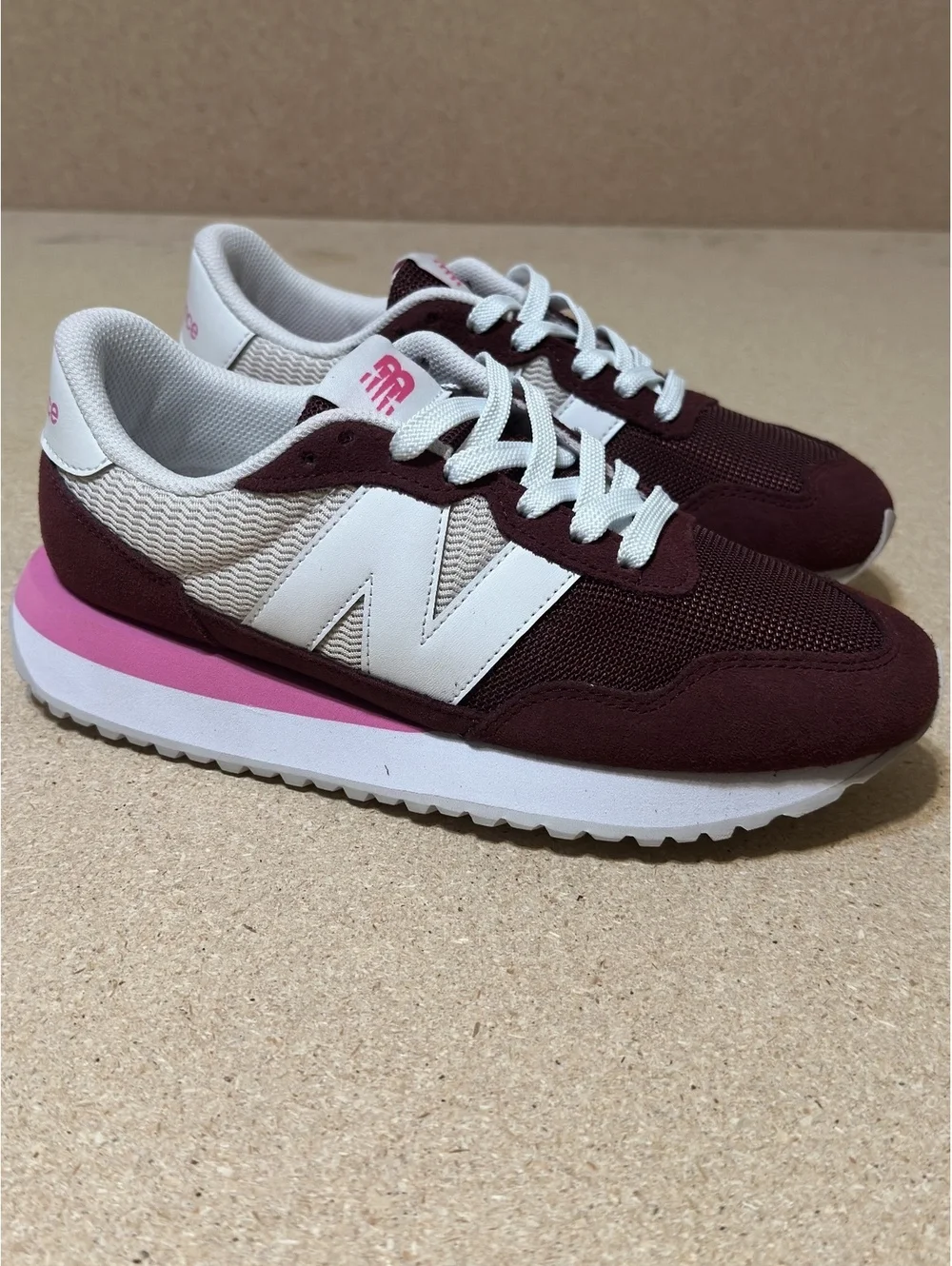 New Balance 237 Women’s 9.5 Burgundy Pink Retro Sneakers WS237WA New